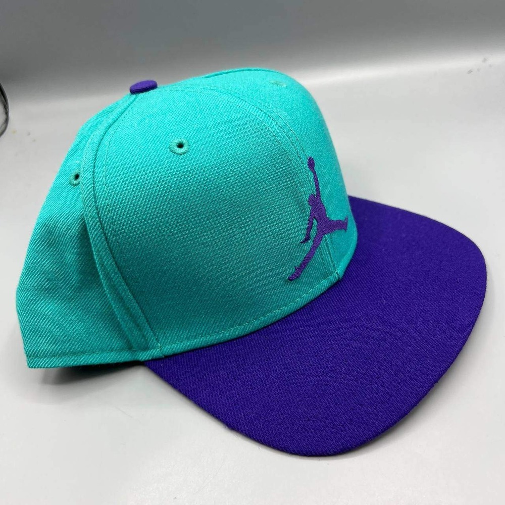 Air Jordan True‎ Hat Men Blue Purple Embroidered Logo Jumpman Snap Back Cap - Picture 4 of 8